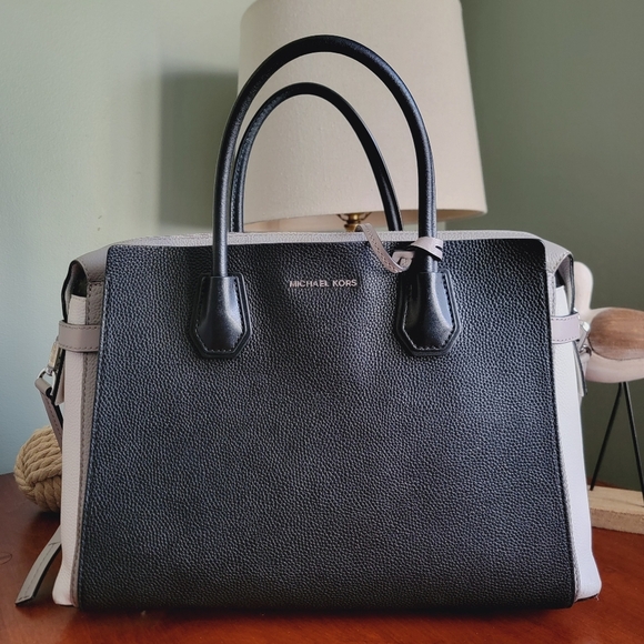 Michael Kors Mercer Large Colorblock Belted Satchel in Black White & Gray - Picture 4 of 15